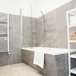 Aparthotel Haus 4*