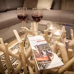 Aparthotel Haus 4*