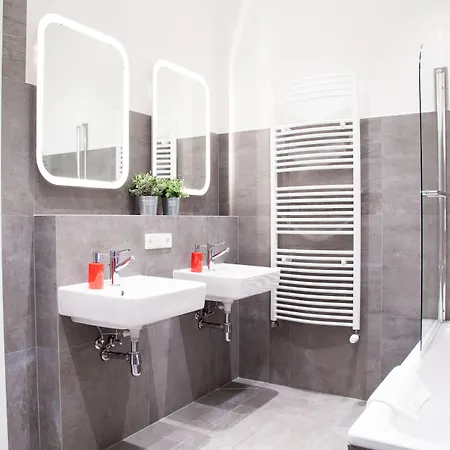 Apartmanhotel Haus 4*